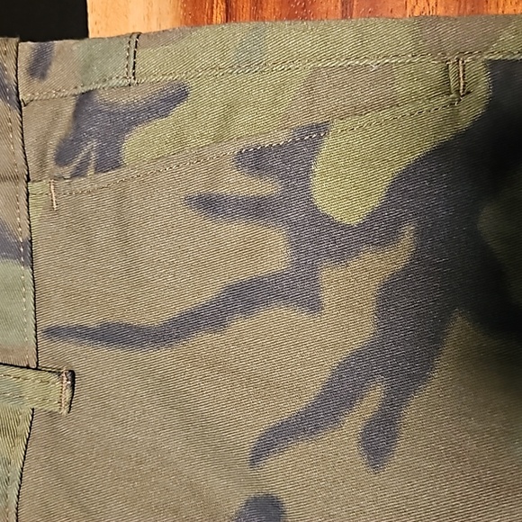 VOLCOM VMONTY STRETCH SHORTS - GREEN COMBO: VARIOUS SIZES - Picture 8 of 13